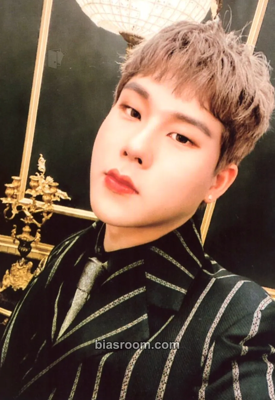 Joohoney Fatal Love Photocard - MONSTA X - MONSTA X K-pop photocard