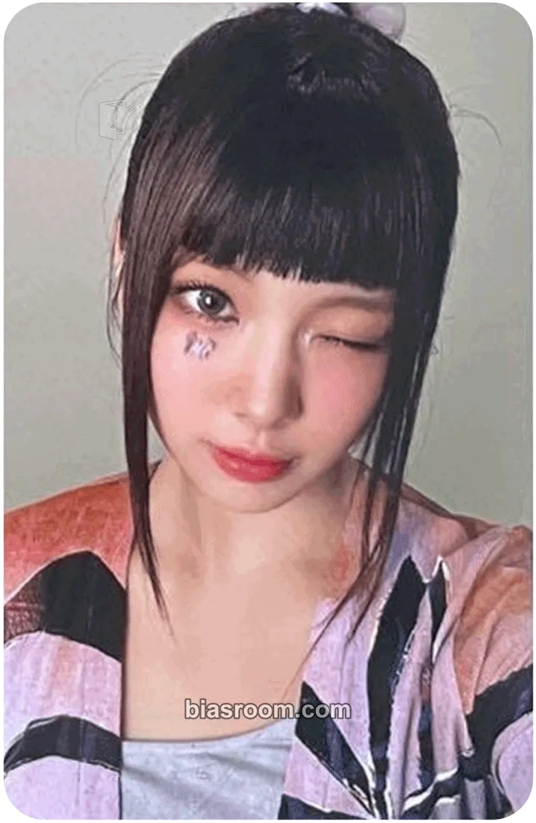 Hyein NewJeans 2nd EP “Get Up” Photocard - NewJeans - NewJeans K-pop photocard