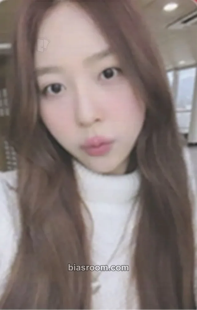 PRIMROSE - Ruby - Red Moon Album album photocard