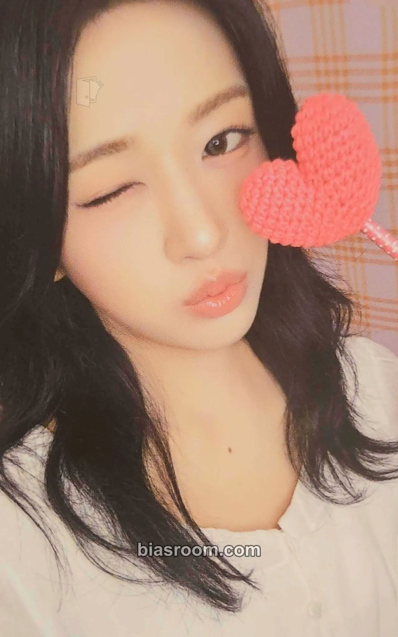 Yujin 2026 Season's Greetings: ATELIER IVE Photocard - IVE - IVE K-pop photocard