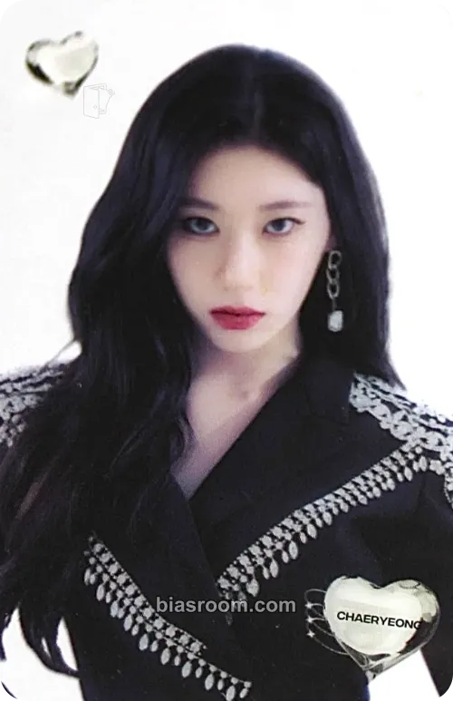 Chaeryeong ITZY The 1st World Tour 'Checkmate' Photocard - ITZY - ITZY K-pop photocard