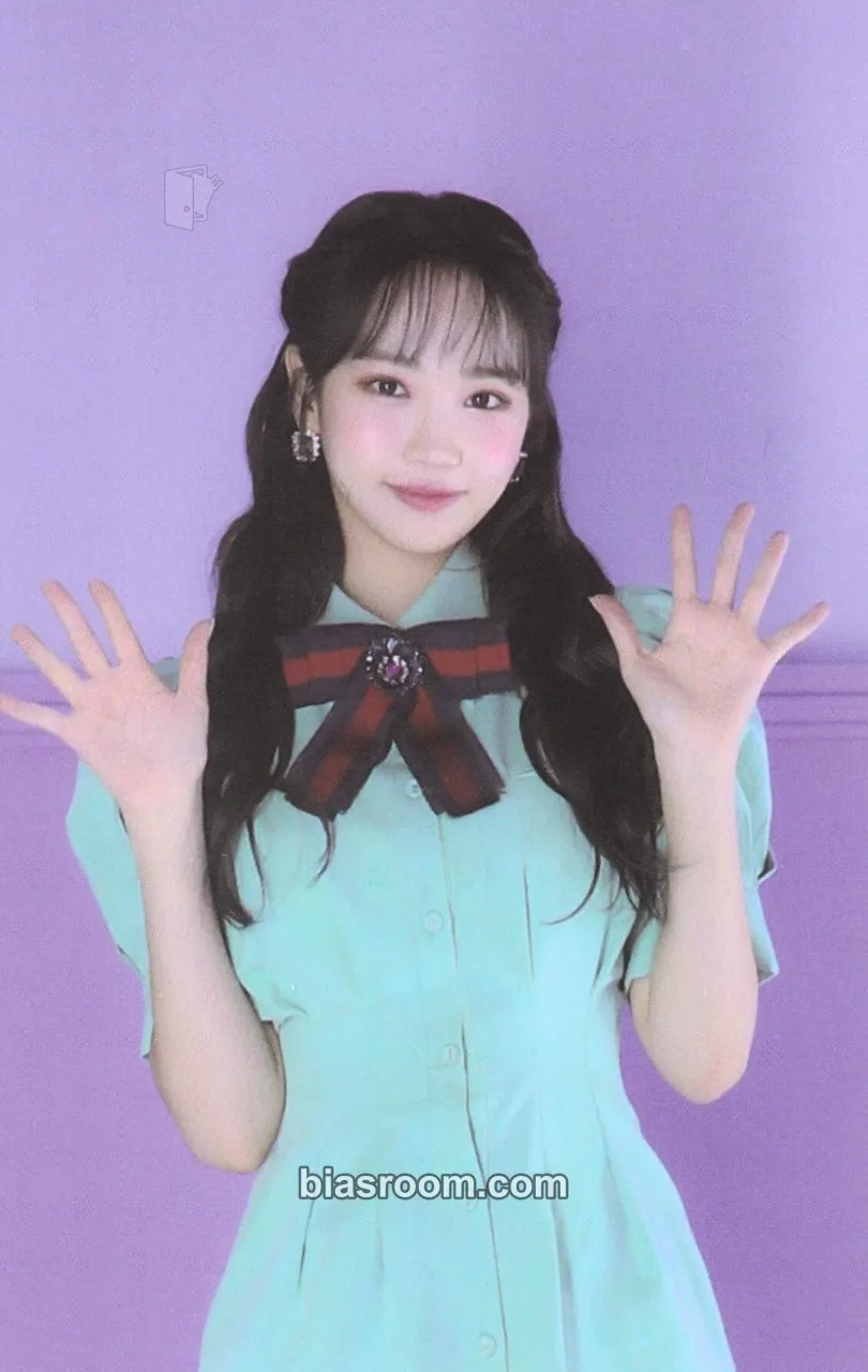 Kim Chaewon One-reeler / Act IV Photocard - IZ*ONE - IZ*ONE K-pop photocard