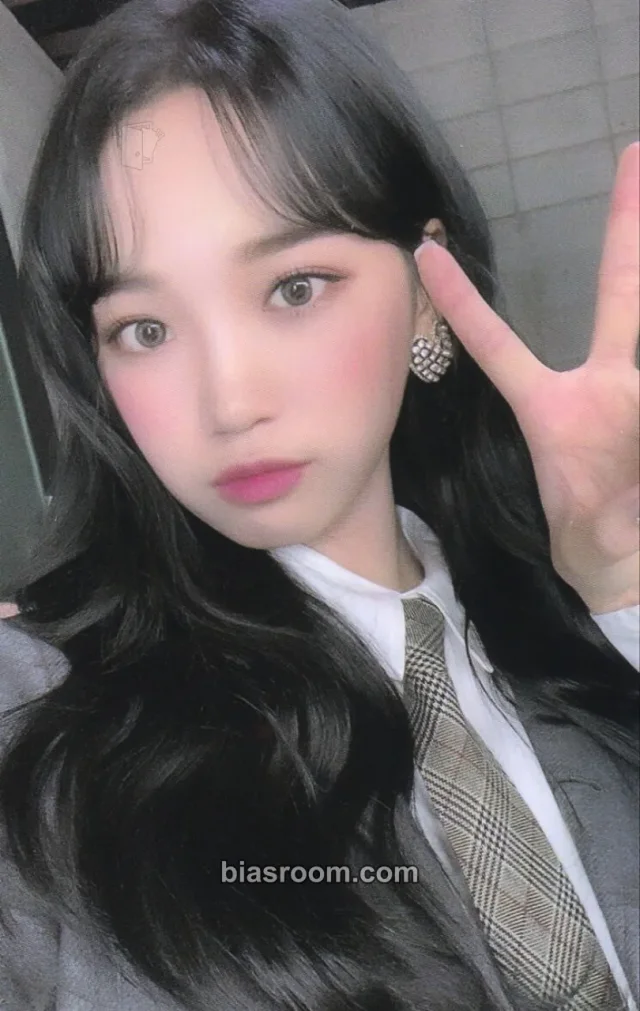IZ*ONE - Kim Chaewon - One-reeler / Act IV Album album photocard scene 2 version