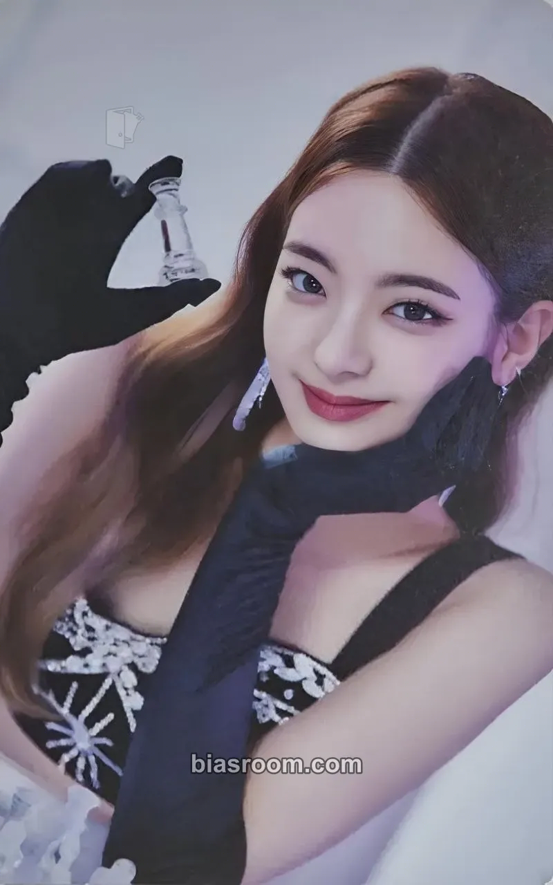 Lia ITZY The 1st World Tour 'Checkmate' Photocard - ITZY - ITZY K-pop photocard