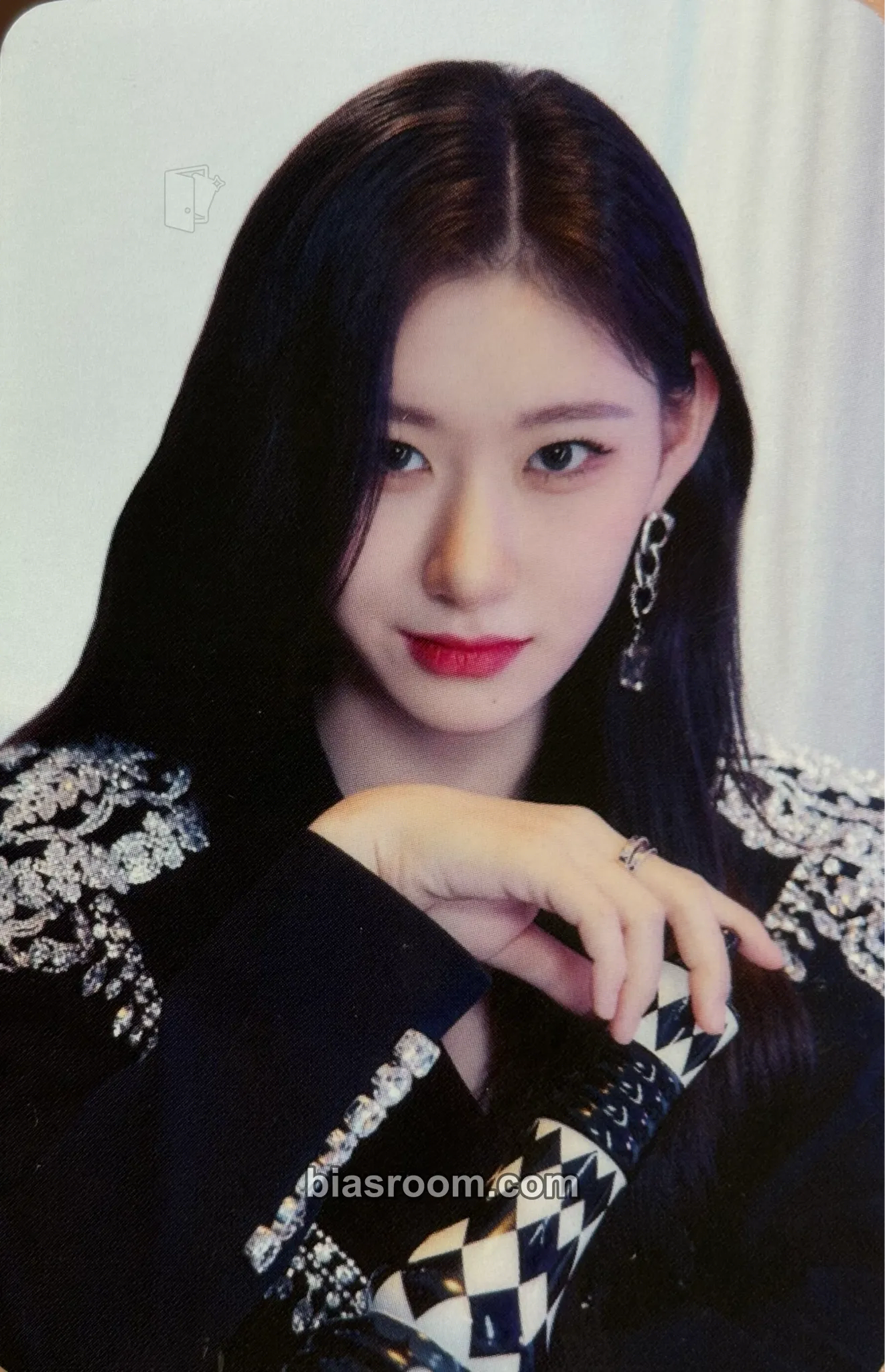 Chaeryeong ITZY The 1st World Tour 'Checkmate' Photocard - ITZY - ITZY K-pop photocard