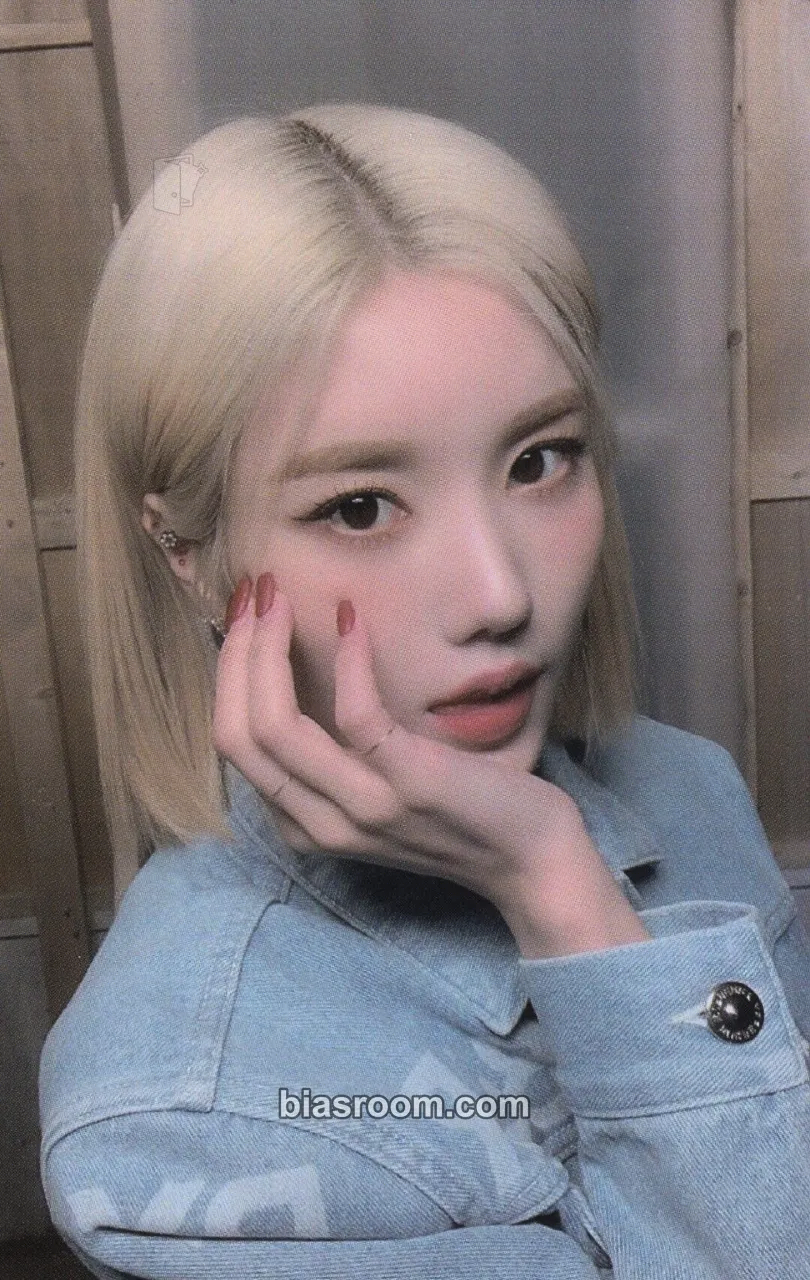 Kwon Eunbi One-reeler / Act IV Photocard - IZ*ONE - IZ*ONE K-pop photocard