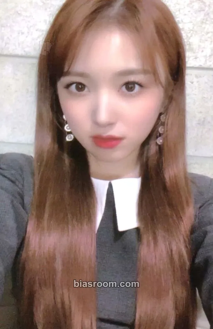 Nako One-reeler / Act IV Photocard - IZ*ONE - IZ*ONE K-pop photocard