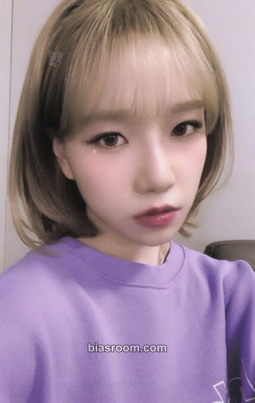 Jo Yuri One-reeler / Act IV Photocard - IZ*ONE - IZ*ONE K-pop photocard