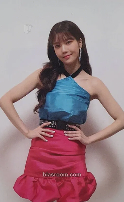 Kwon Eunbi BLOOM*IZ Photocard - IZ*ONE - IZ*ONE K-pop photocard