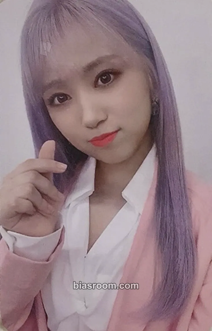 Nako BLOOM*IZ Photocard - IZ*ONE - IZ*ONE K-pop photocard