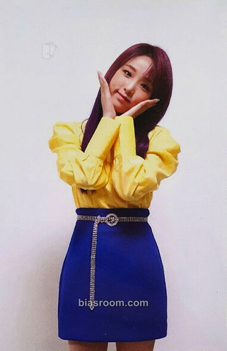 Yena BLOOM*IZ Photocard - IZ*ONE - IZ*ONE K-pop photocard