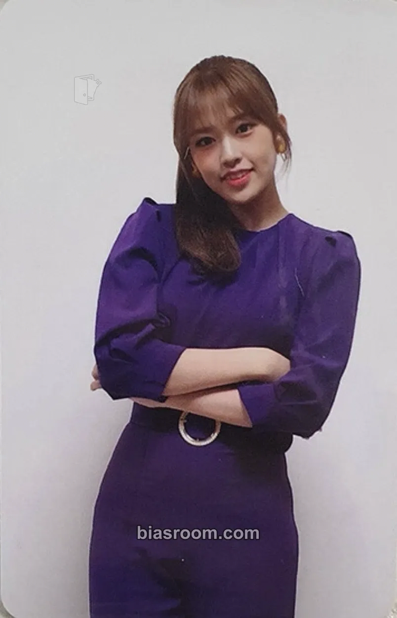 Yujin BLOOM*IZ Photocard - IZ*ONE - IZ*ONE K-pop photocard
