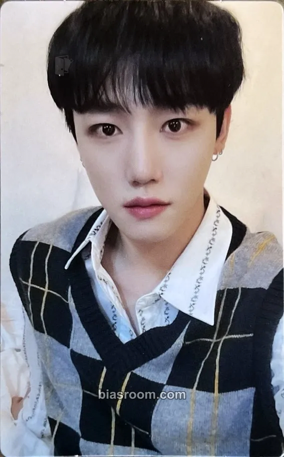 Jang Jun Pump It Up Photocard - Golden Child - Golden Child K-pop photocard