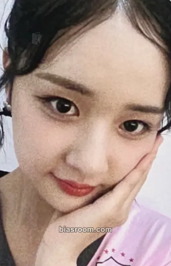 Julia Girls don’t cry Photocard - Candy Shop - Candy Shop K-pop photocard