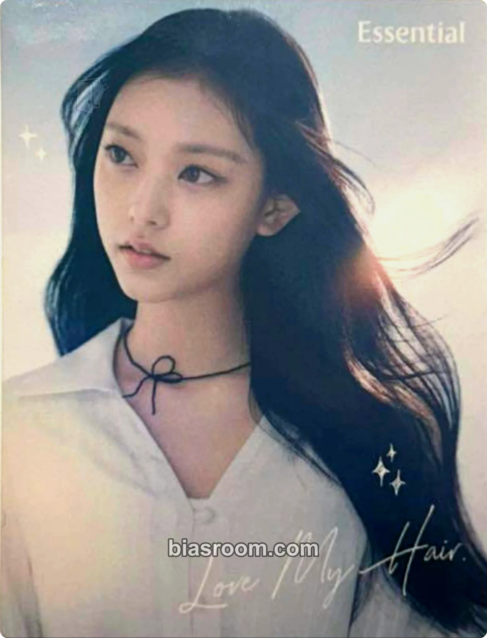 Haerin NewJeans x Essential Photocard - NewJeans - NewJeans K-pop photocard