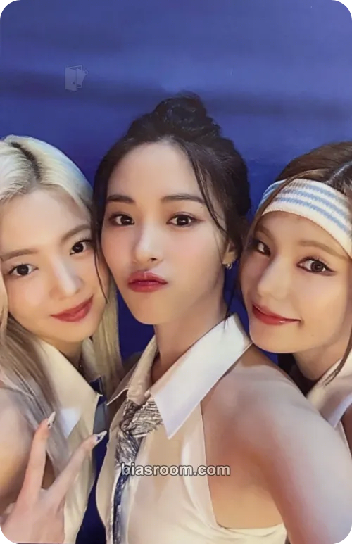 KILL MY DOUBT Photocard - ITZY - ITZY K-pop photocard
