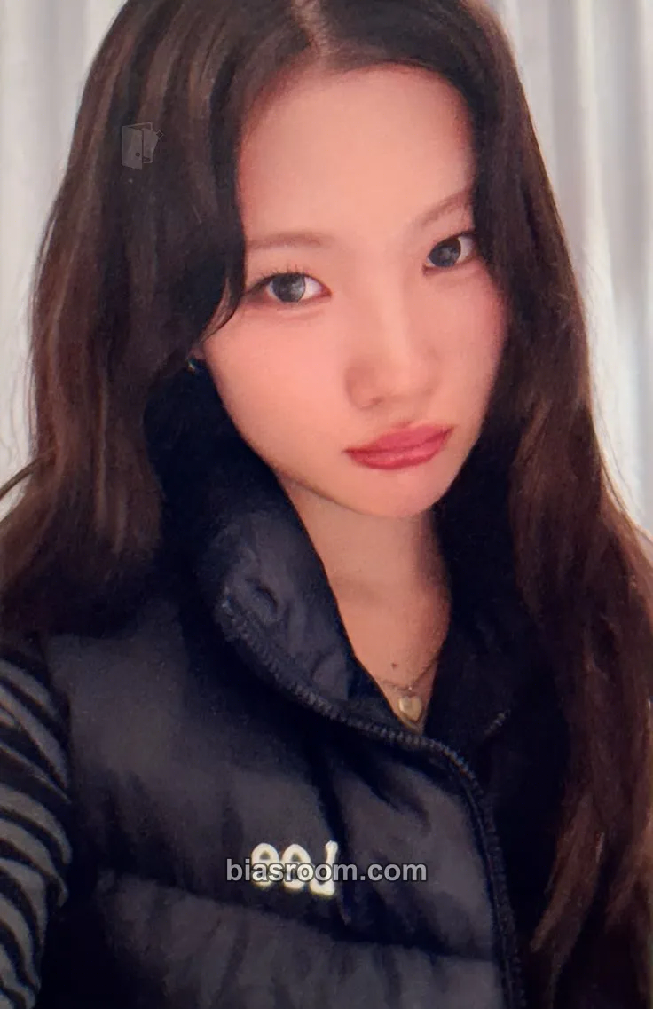 Juun FOCUS Photocard - Hearts2Hearts - Hearts2Hearts K-pop photocard
