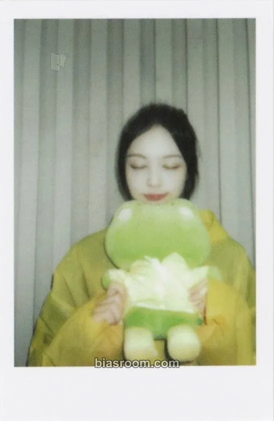Ian STYLE Photocard - Hearts2Hearts - Hearts2Hearts K-pop photocard