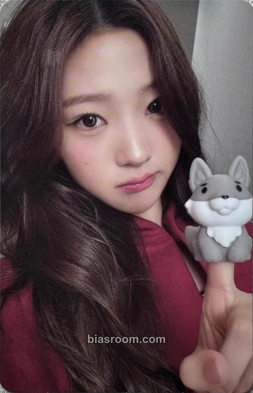 Stella STYLE Photocard - Hearts2Hearts - Hearts2Hearts K-pop photocard