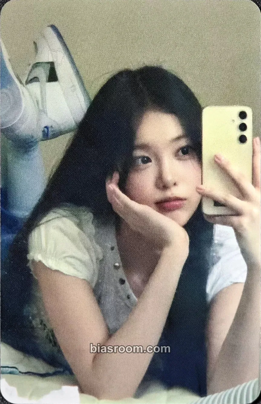 Ian FOCUS Photocard - Hearts2Hearts - Hearts2Hearts K-pop photocard