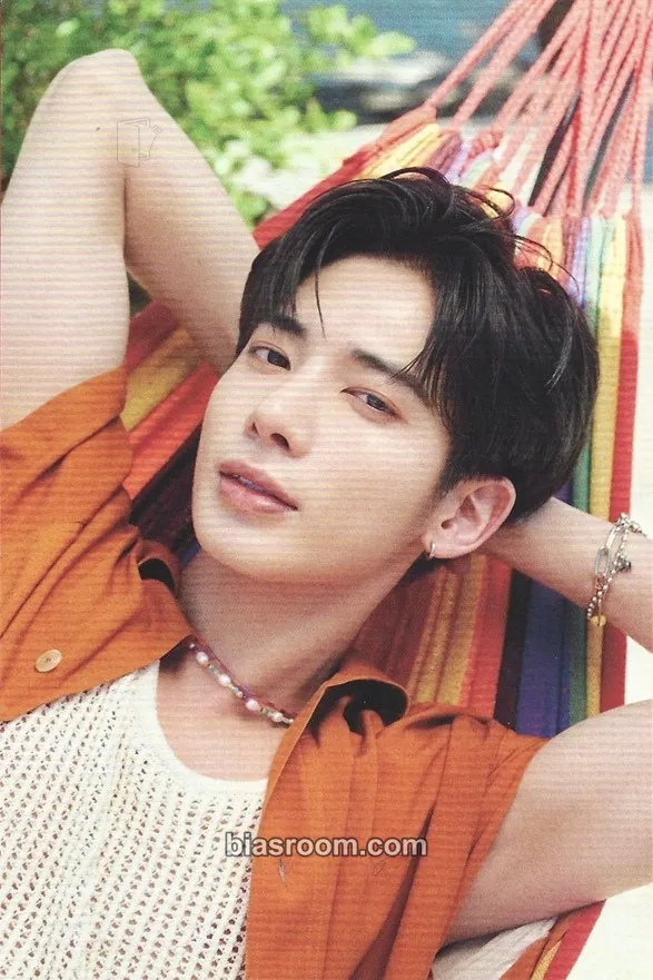 Taehyun Midsummer Photocard - TOMORROW X TOGETHER - TOMORROW X TOGETHER K-pop photocard