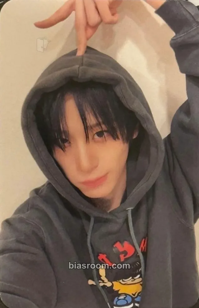 XLOV - Haru - UXLXVE Album araise video call (fancall)