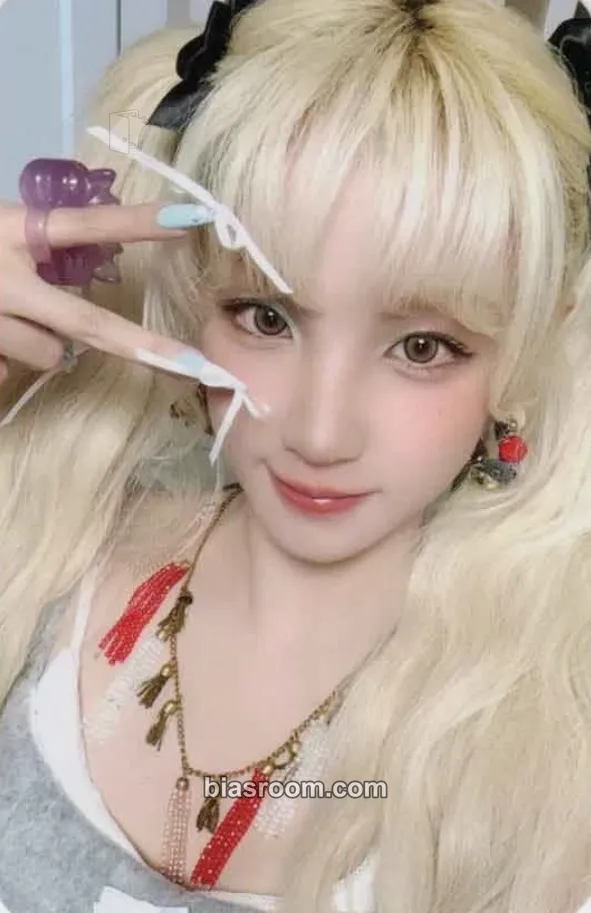 Yuqi Motivation Photocard - i-dle - i-dle K-pop photocard