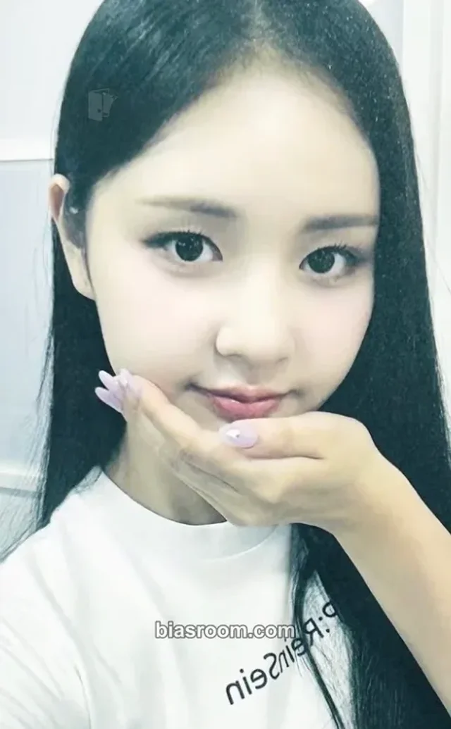 Candy Shop - Julia - Girls don’t cry Album jump up video call (fancall) round 4