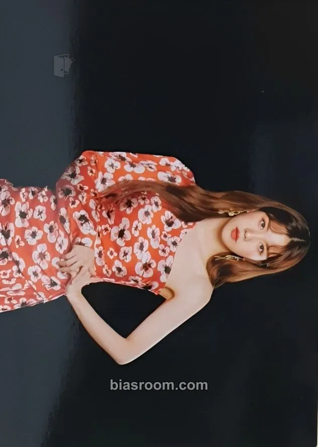Kwon Eunbi BLOOM*IZ Photocard - IZ*ONE - IZ*ONE K-pop photocard