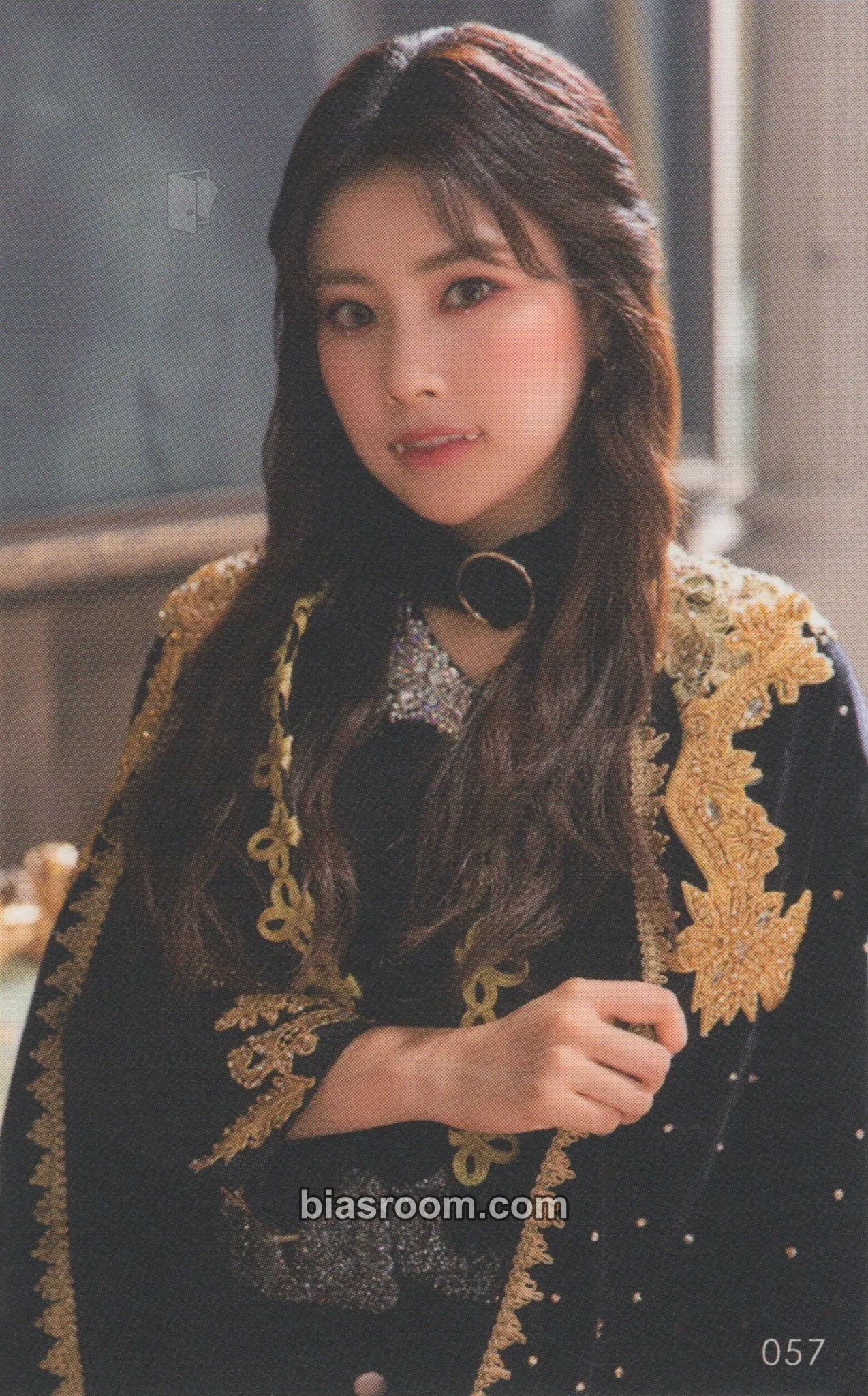 Hyewon Vampire Photocard - IZ*ONE - IZ*ONE K-pop photocard