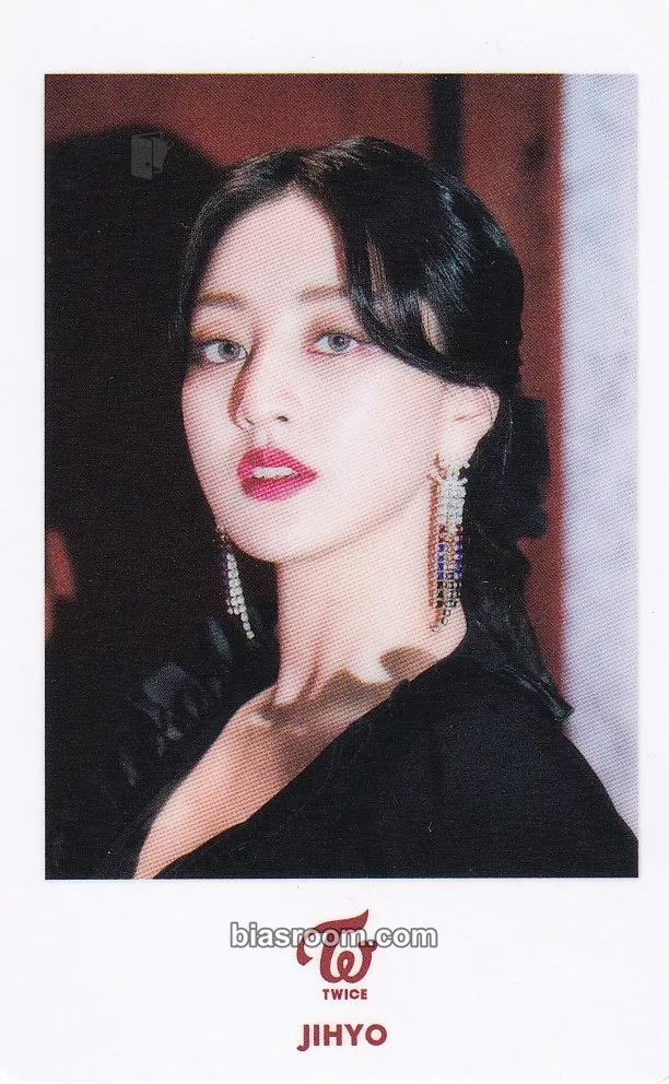 Jihyo Perfect World Photocard - TWICE - TWICE K-pop photocard