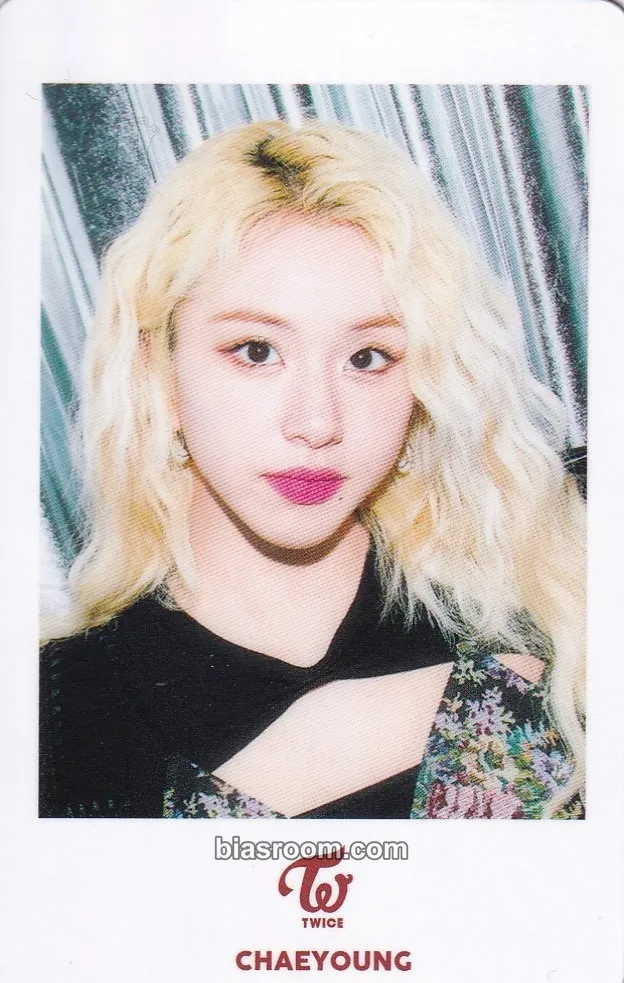 Chaeyoung Perfect World Photocard - TWICE - TWICE K-pop photocard