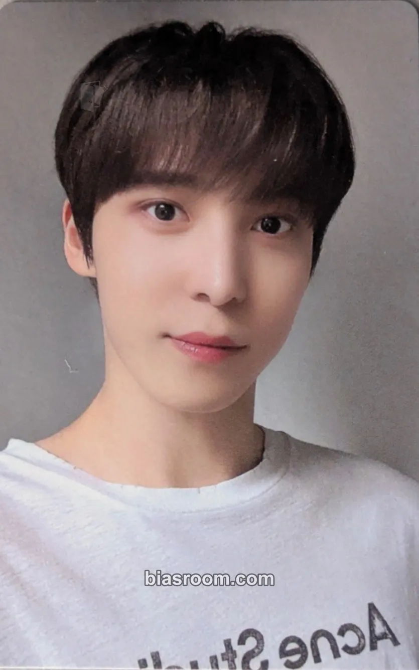 Yunho GOLDEN HOUR : Part.1 Photocard - ATEEZ - ATEEZ K-pop photocard