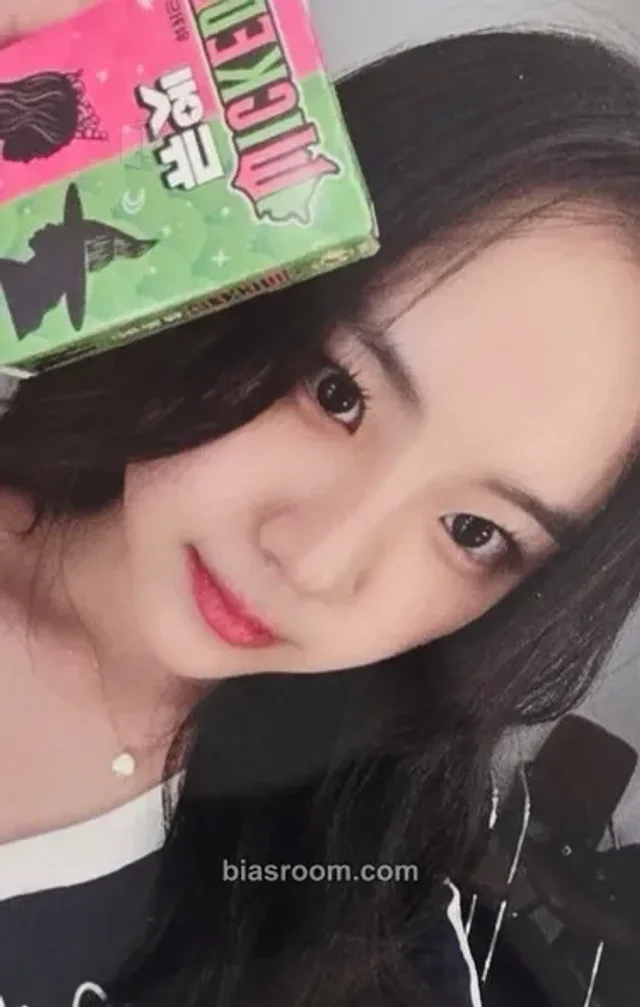 Kandis - Looky - Playground Album minirecord shop fansign round 2
