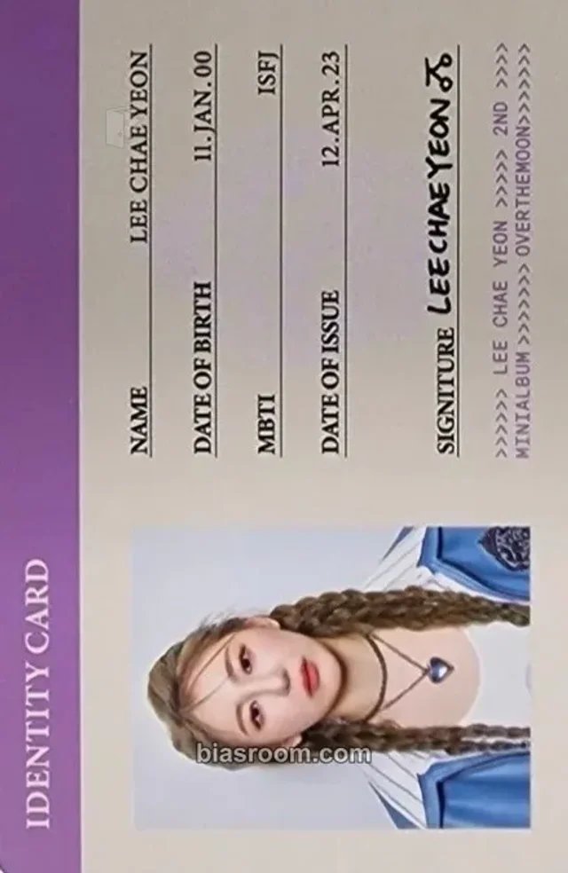 Lee Chaeyeon - Lee Chaeyeon - Over The Moon Album album photocard night version