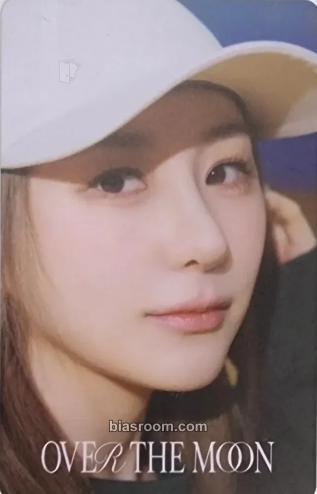 Lee Chaeyeon - Lee Chaeyeon - Over The Moon Album album photocard poca album day version