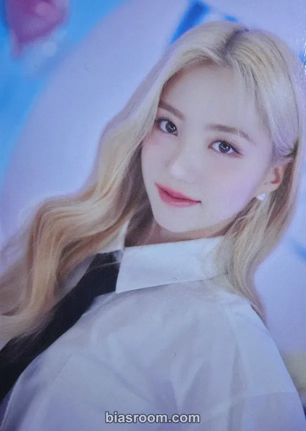 Yeseo FLY-BY Japan Concert Tour Photocard - Kep1er - Kep1er K-pop photocard