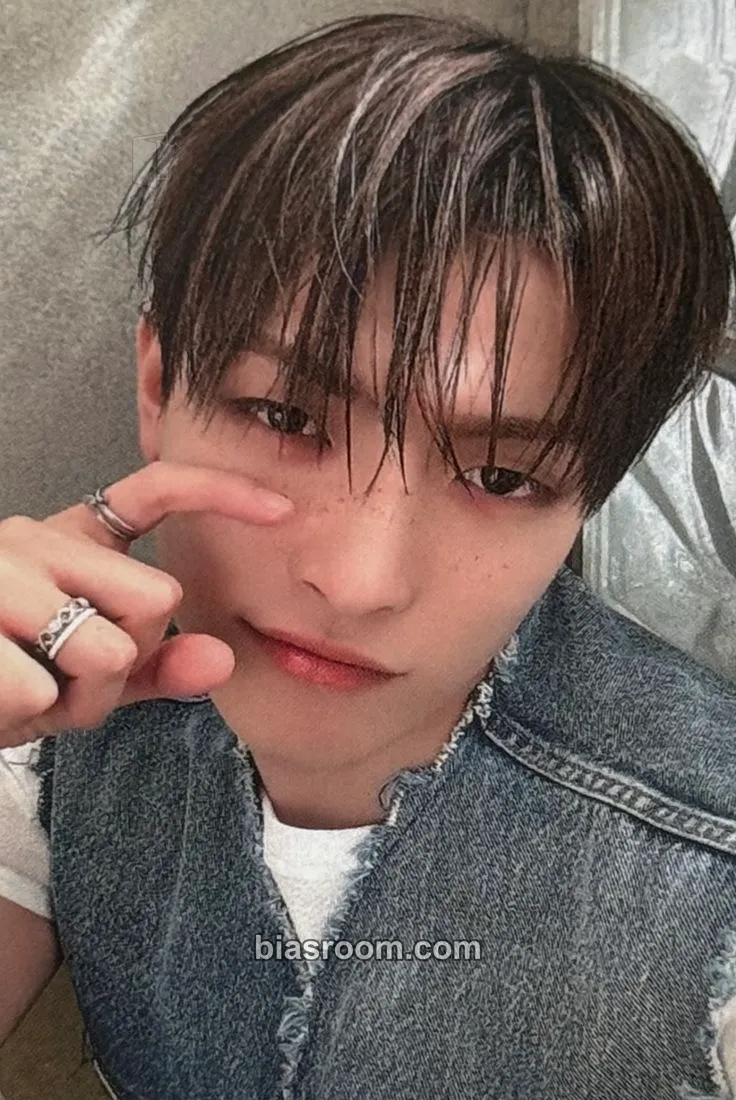 Hongjoong GOLDEN HOUR : Part.3 Photocard - ATEEZ - ATEEZ K-pop photocard