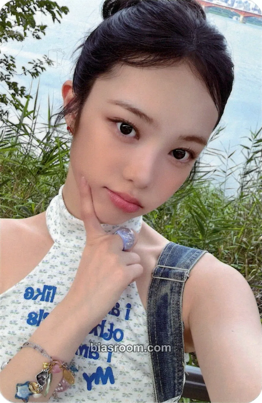 Ian FOCUS Photocard - Hearts2Hearts - Hearts2Hearts K-pop photocard