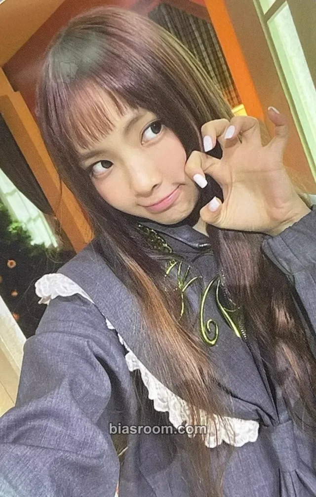NewJeans - Hyein - OMG Album broadcast inkigayo