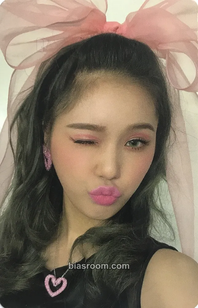 Mimi Real Love Photocard - OH MY GIRL - OH MY GIRL K-pop photocard