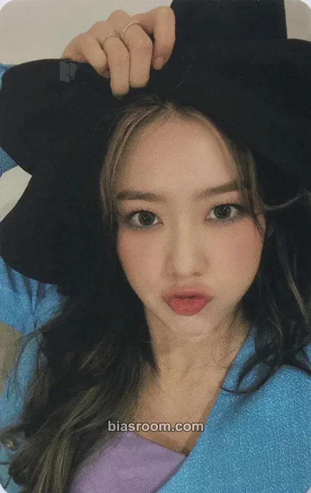 OH MY GIRL - Jiho - Real Love Album album photocard love bouquet version