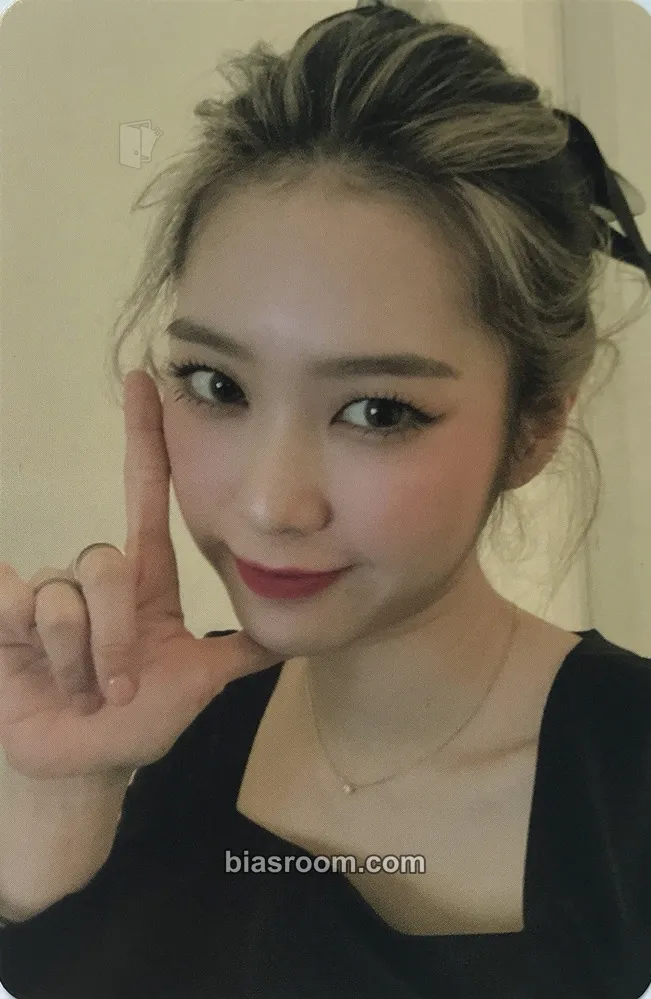 Jiho Real Love Photocard - OH MY GIRL - OH MY GIRL K-pop photocard