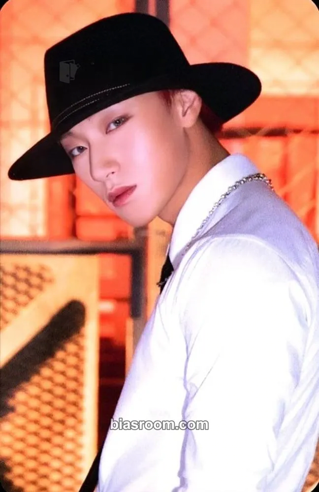 San THE WORLD EP.FIN : WILL Photocard - ATEEZ - ATEEZ K-pop photocard