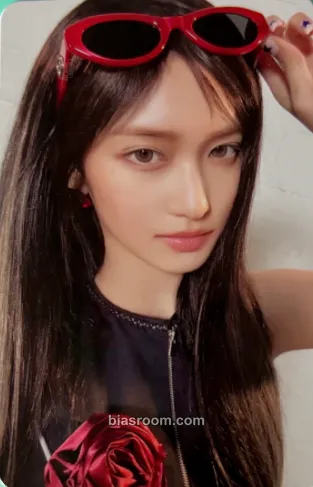 Leeseo IVE SECRET Photocard - IVE - IVE K-pop photocard
