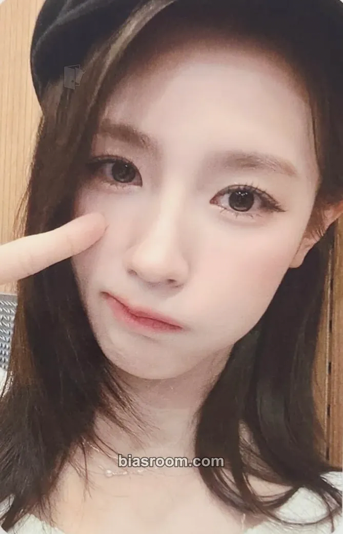 Miyeon We are Photocard - i-dle - i-dle K-pop photocard