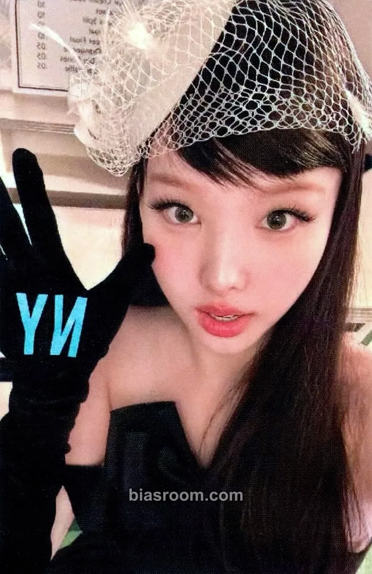 Nayeon Na Photocard - TWICE - TWICE K-pop photocard