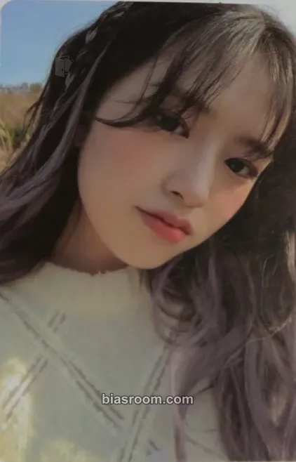 Yujin One-reeler / Act IV Photocard - IZ*ONE - IZ*ONE K-pop photocard