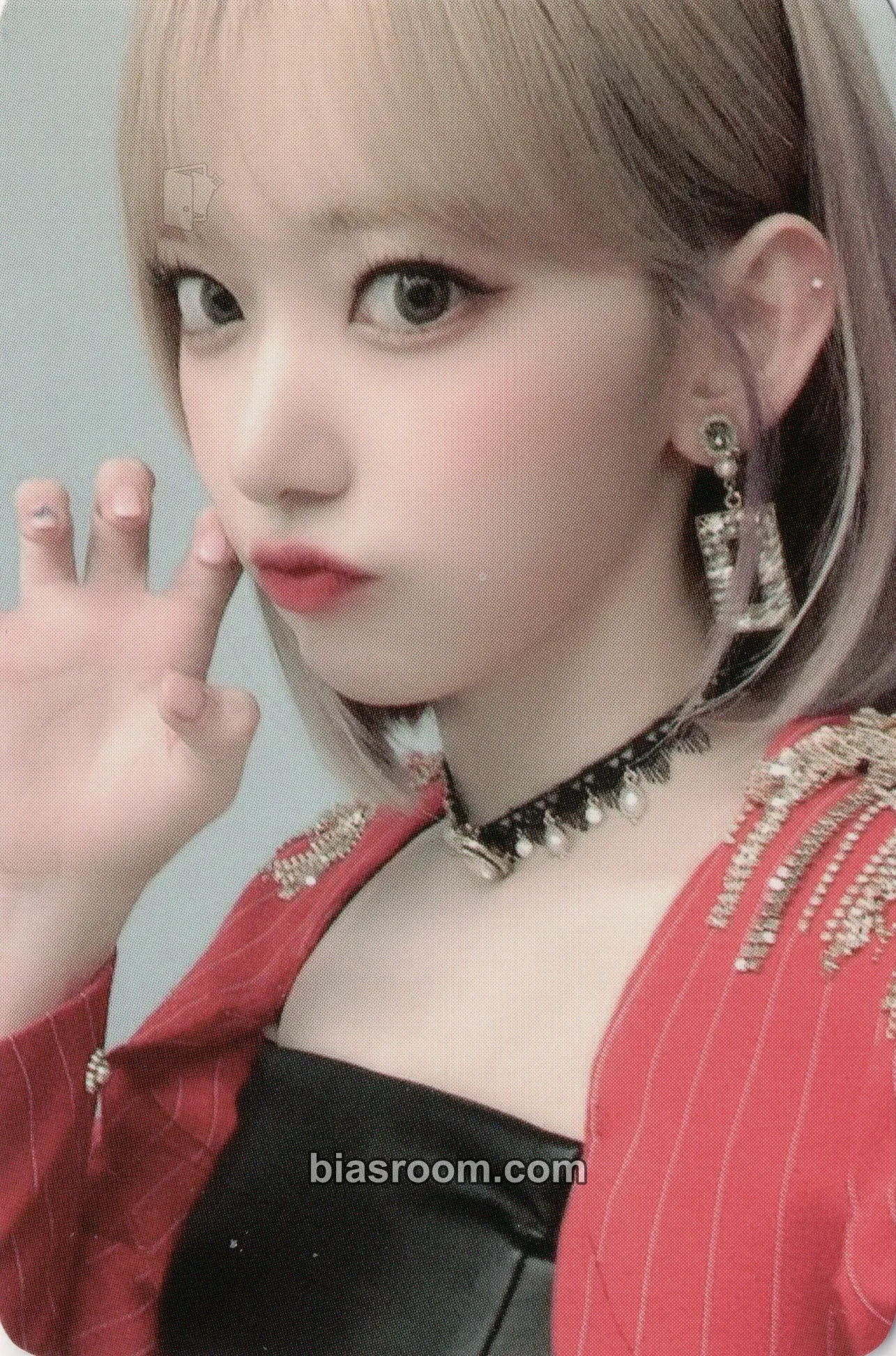 Sakura ONEIRIC THEATER - KIT Version Photocard - IZ*ONE - IZ*ONE K-pop photocard
