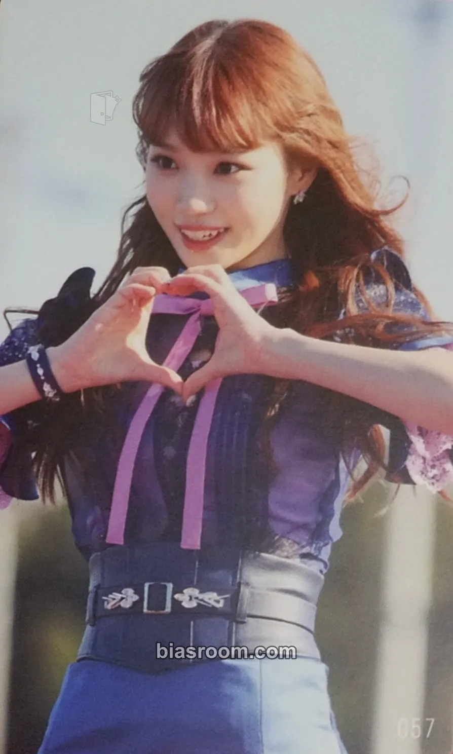 Kim Chaewon Suki to Iwasetai Photocard - IZ*ONE - IZ*ONE K-pop photocard